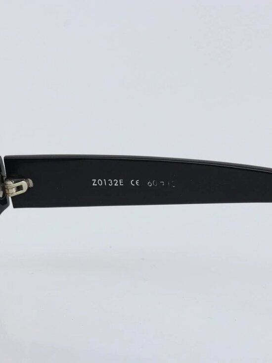 LOUIS VUITTON Sunglasses plastic Black Z0132E LV Auth 161633 main image 4